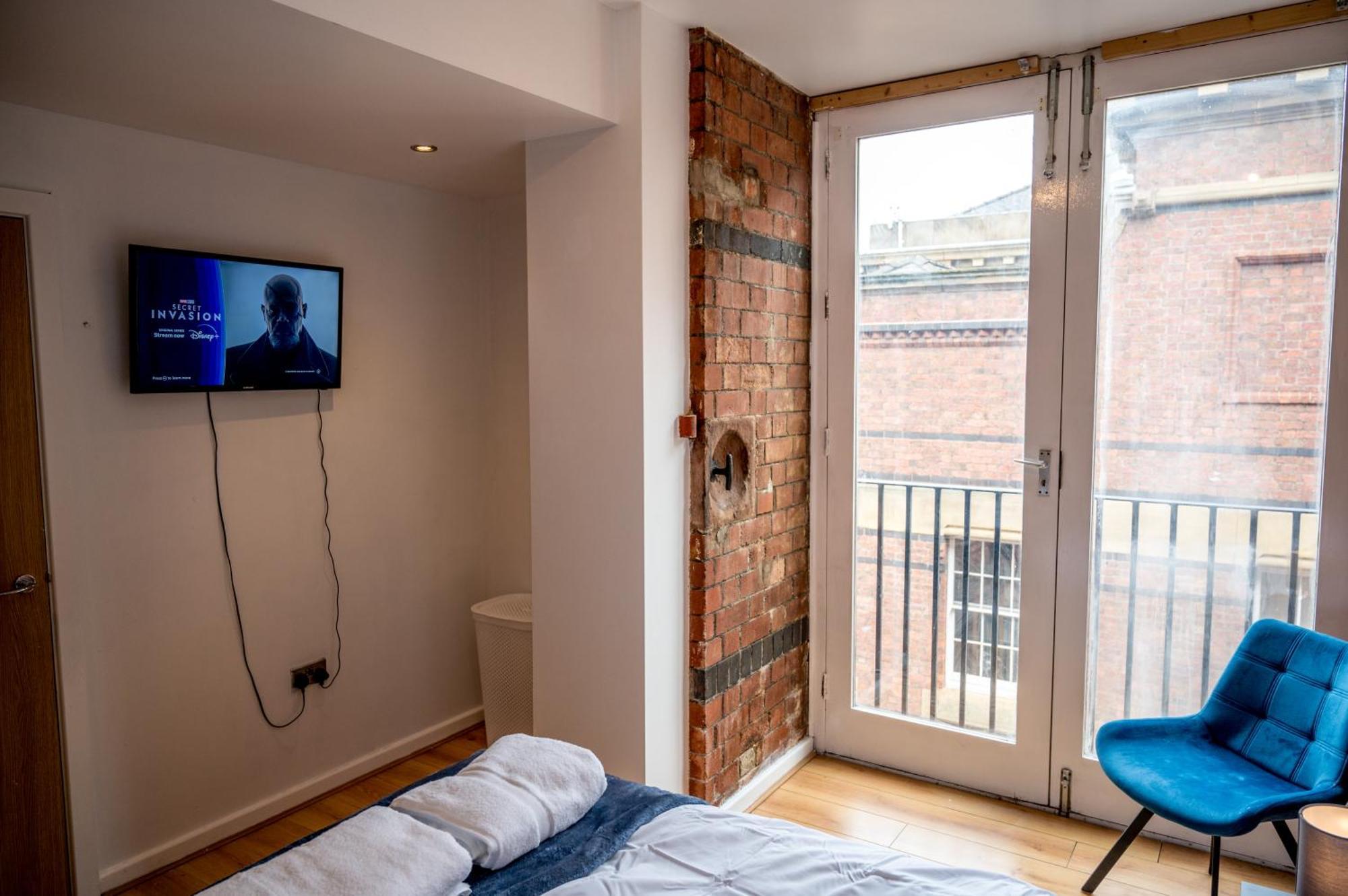Cavern Quarters, Beautiful Two Bedroom City Centre Apartment By Garudy Serviced Apartments And Short Lets - Perfect For Longer Stays Ливерпуль Экстерьер фото