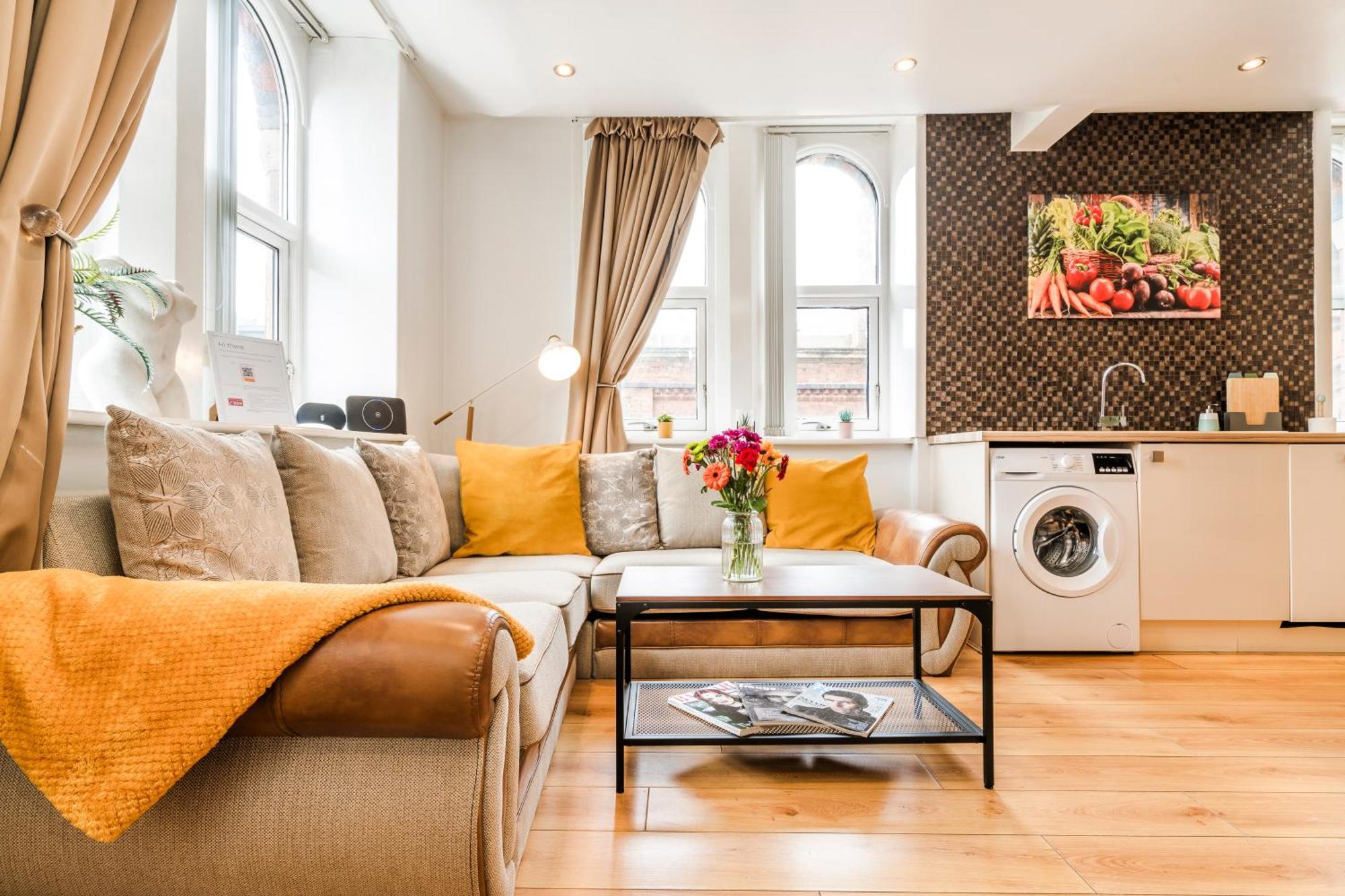 Cavern Quarters, Beautiful Two Bedroom City Centre Apartment By Garudy Serviced Apartments And Short Lets - Perfect For Longer Stays Ливерпуль Экстерьер фото