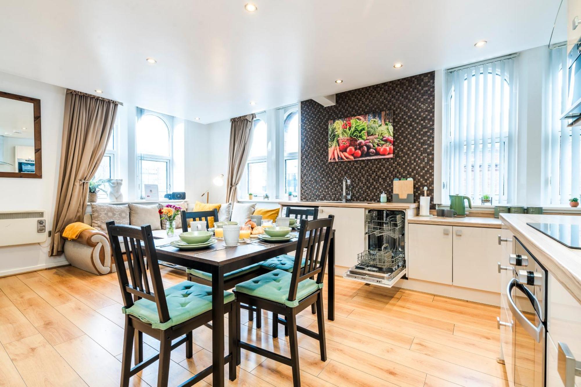 Cavern Quarters, Beautiful Two Bedroom City Centre Apartment By Garudy Serviced Apartments And Short Lets - Perfect For Longer Stays Ливерпуль Экстерьер фото