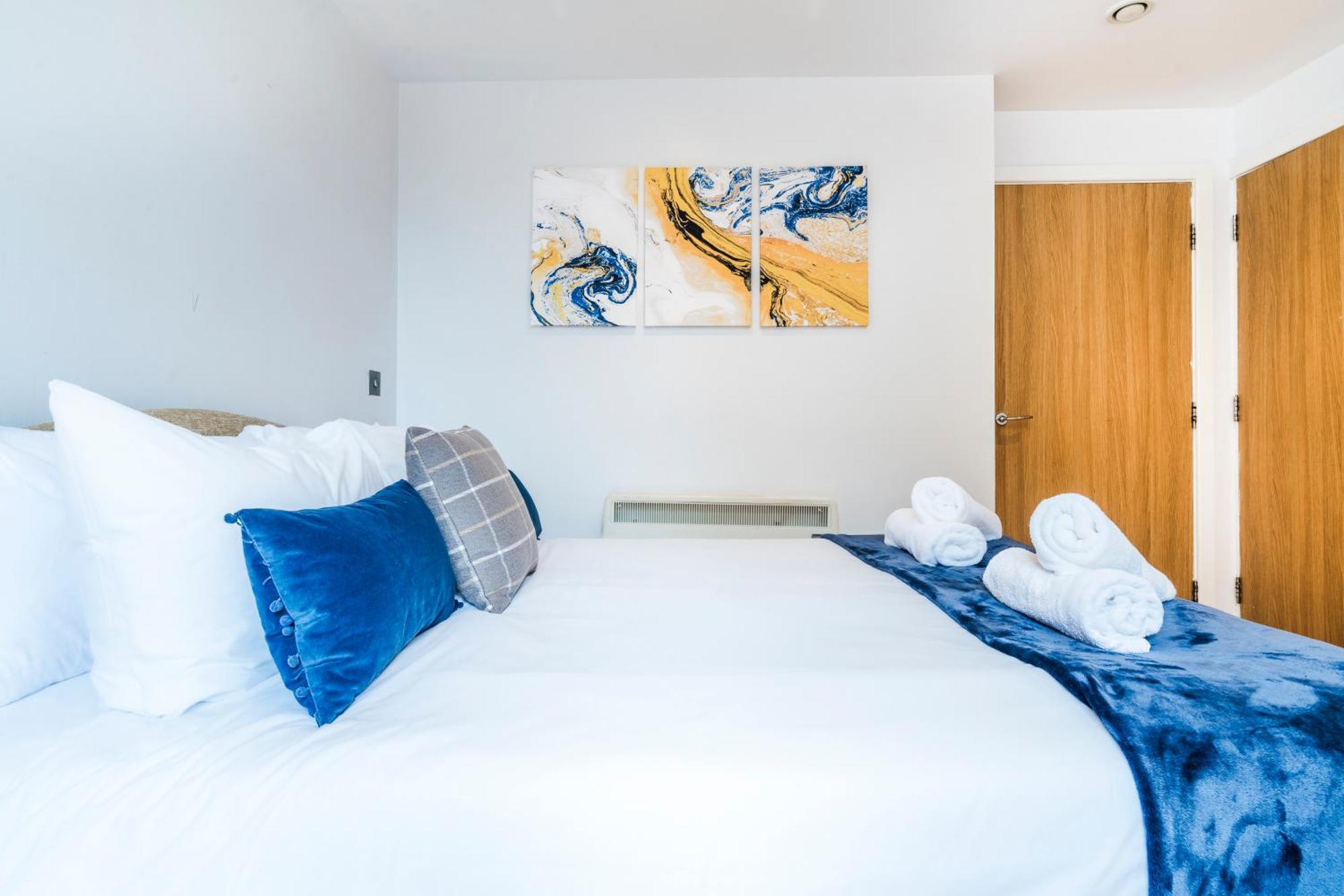 Cavern Quarters, Beautiful Two Bedroom City Centre Apartment By Garudy Serviced Apartments And Short Lets - Perfect For Longer Stays Ливерпуль Экстерьер фото
