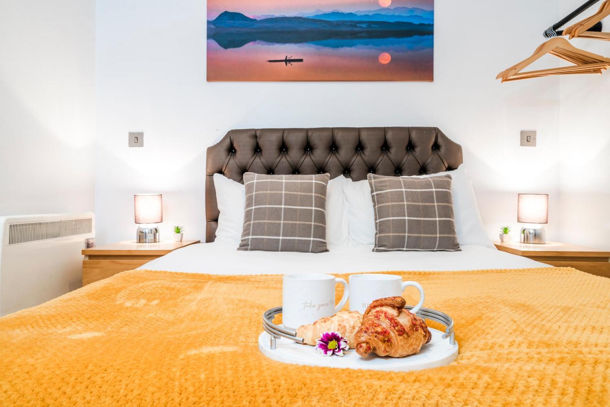 Cavern Quarters, Beautiful Two Bedroom City Centre Apartment By Garudy Serviced Apartments And Short Lets - Perfect For Longer Stays Ливерпуль Экстерьер фото